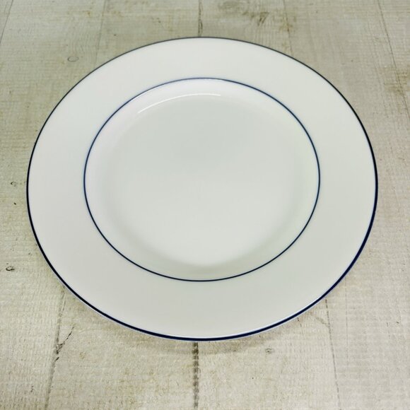 Crate & Barrel CBL141 BLUE LINE White Porcelain Blue Verge 8" Salad Plates Set 4 - Picture 6 of 16